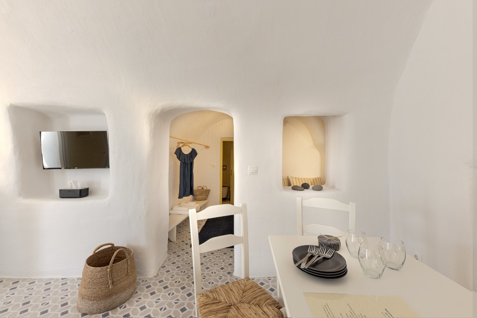 Cave Studio kitchenette and dining corner